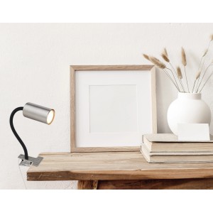 Nickel-matte Klemmleuchte Robby mit flexiblem Arm, 290x100x415 mm.