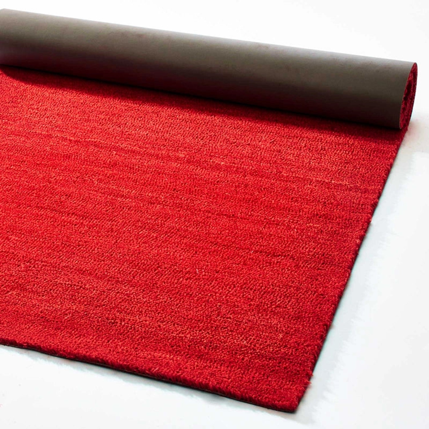 Rote KARAT Kokosmatte, 80x100 cm, als Fußabtreter für den Eingangsbereich. Naturprodukt mit rutschfester Unterseite.