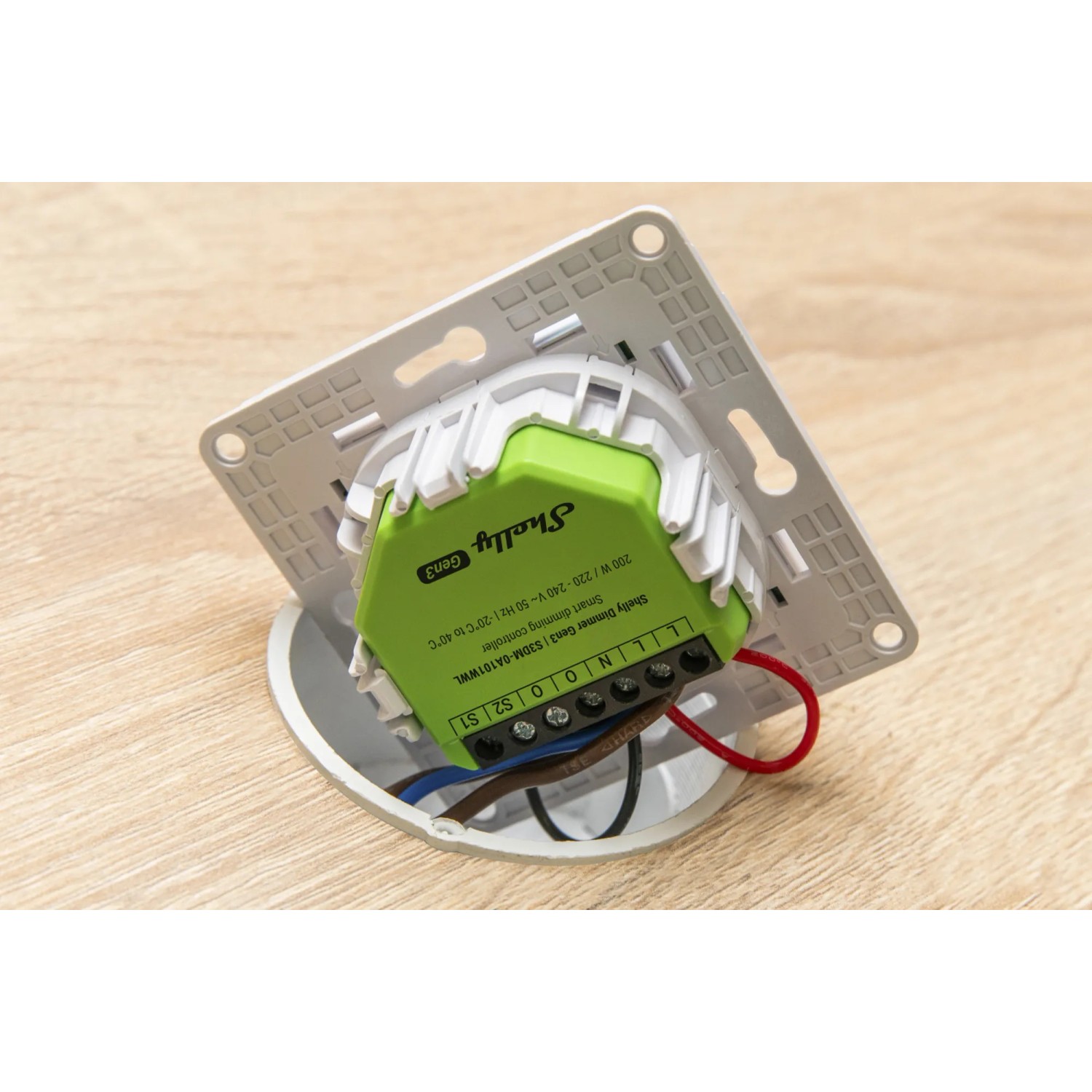 Shelly Unterputz Dimmer Gen3 Grün für Hausautomation, Detailansicht.