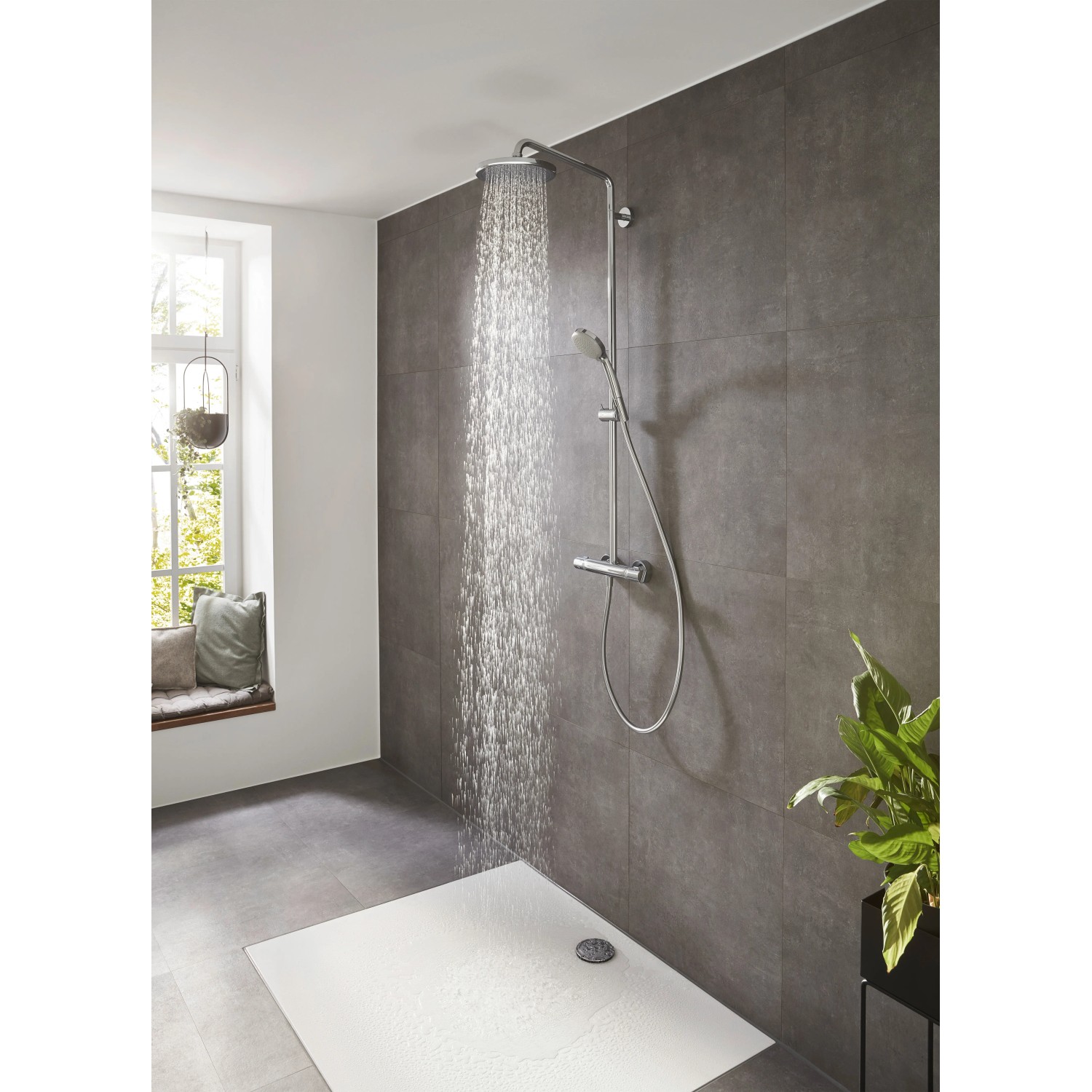 Hansgrohe Croma Duschsystem Mit Wannenthermostat – Große Regendusche 220 Mm, Handbrause, Schlauch & Stange