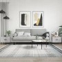 Set aus 2 grauen Couchtischen (50x50x40 cm) im Wohnzimmer.