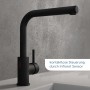 Schwarze Schütte Sensor-Spültischarmatur Vital mit Auslauf zum Herausziehen.