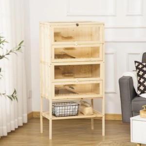 Hoher PawHut Kleintierkäfig aus hellem Naturholz mit 5 Etagen, Rampen und Gitterdach. Ideal für Nager.