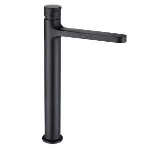 Schwarze, hohe Waschtischarmatur für Aufsatzwaschbecken im modernen Design.