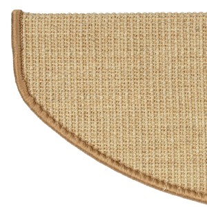 Halbrunde, selbstklebende Karat Stufenmatte aus Sisal in Natur, Detailansicht.