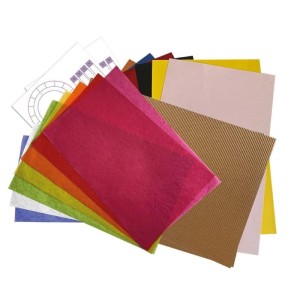 Farbenfrohes 25-teiliges Laternen Bastelset mit Seidenpapier, Pappe und Wellkarton für kreatives Gestalten.