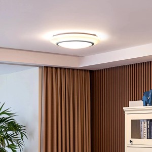 Weiße, dimmbare LED Deckenleuchte Felecina mit Leselampe im modernen Wohnzimmer.
