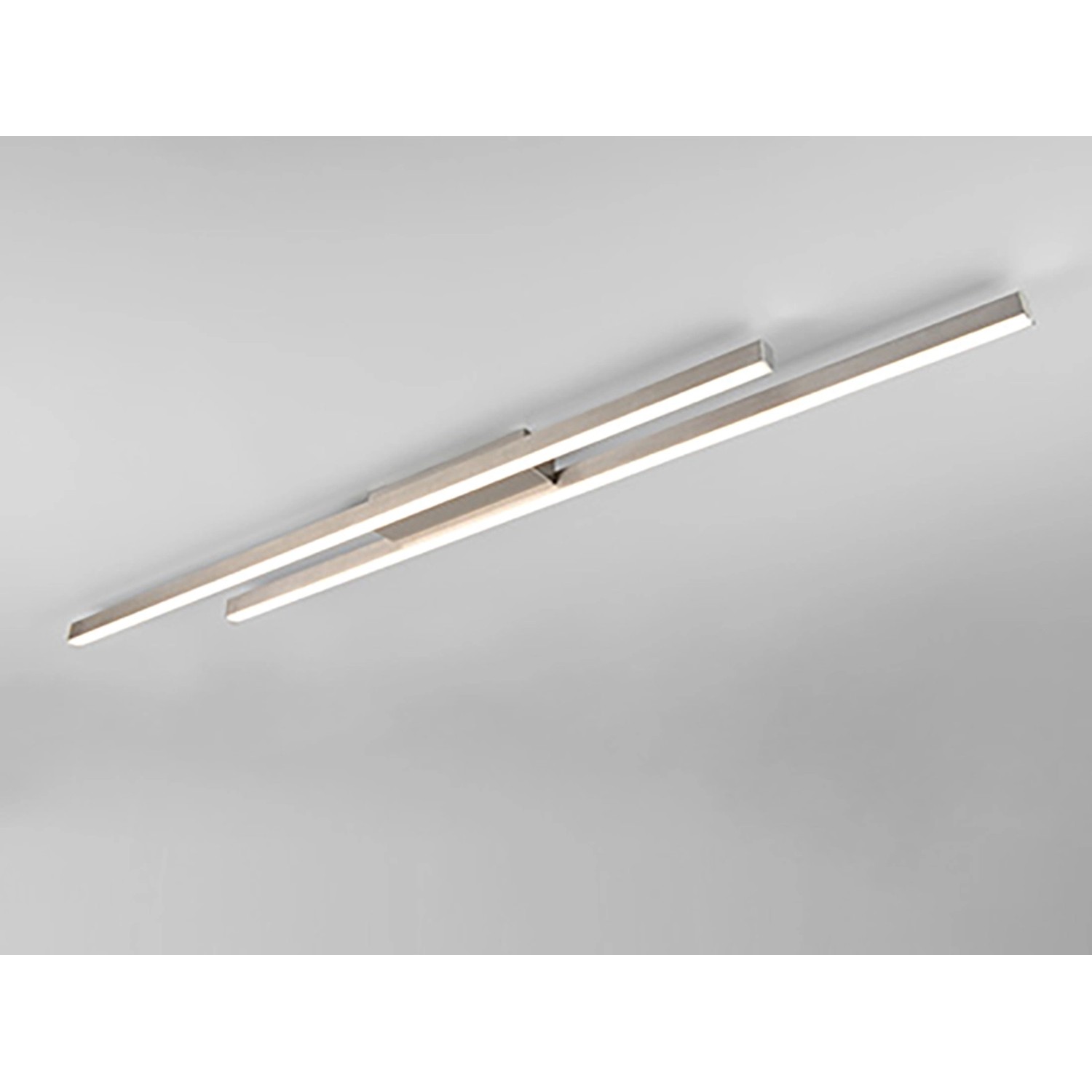 Moderne LED Deckenleuchte Odio in Nickel matt, 110 cm, für Wohnraumbeleuchtung.