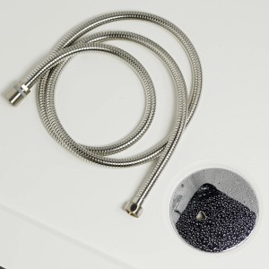 Tiger Stretch-Brauseschlauch Boston, Edelstahl gebürstet, flexibel und verdrehsicher.
