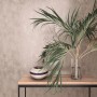 Marburg Vliestapete in Betonoptik Beige-Grau mit Struktur, passend zur Dekoration im Raum.