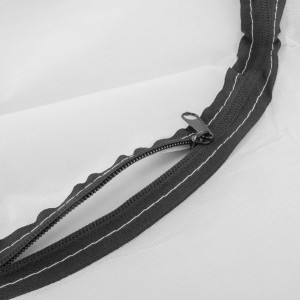 Detailaufnahme: STAHLWERK Staubschutztür C-Form mit Reißverschluss, Staubvorhang.