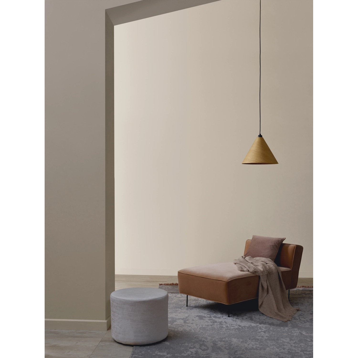 Raumgestaltung mit ELLE DECORATION by Crown Wandfarbe Flawless No. 527, matte, pudrige Wandfarbe.