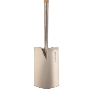 Kent & Stowe Gärtnerspaten aus Edelstahl mit Eschenholzstiel für Gartenarbeiten.