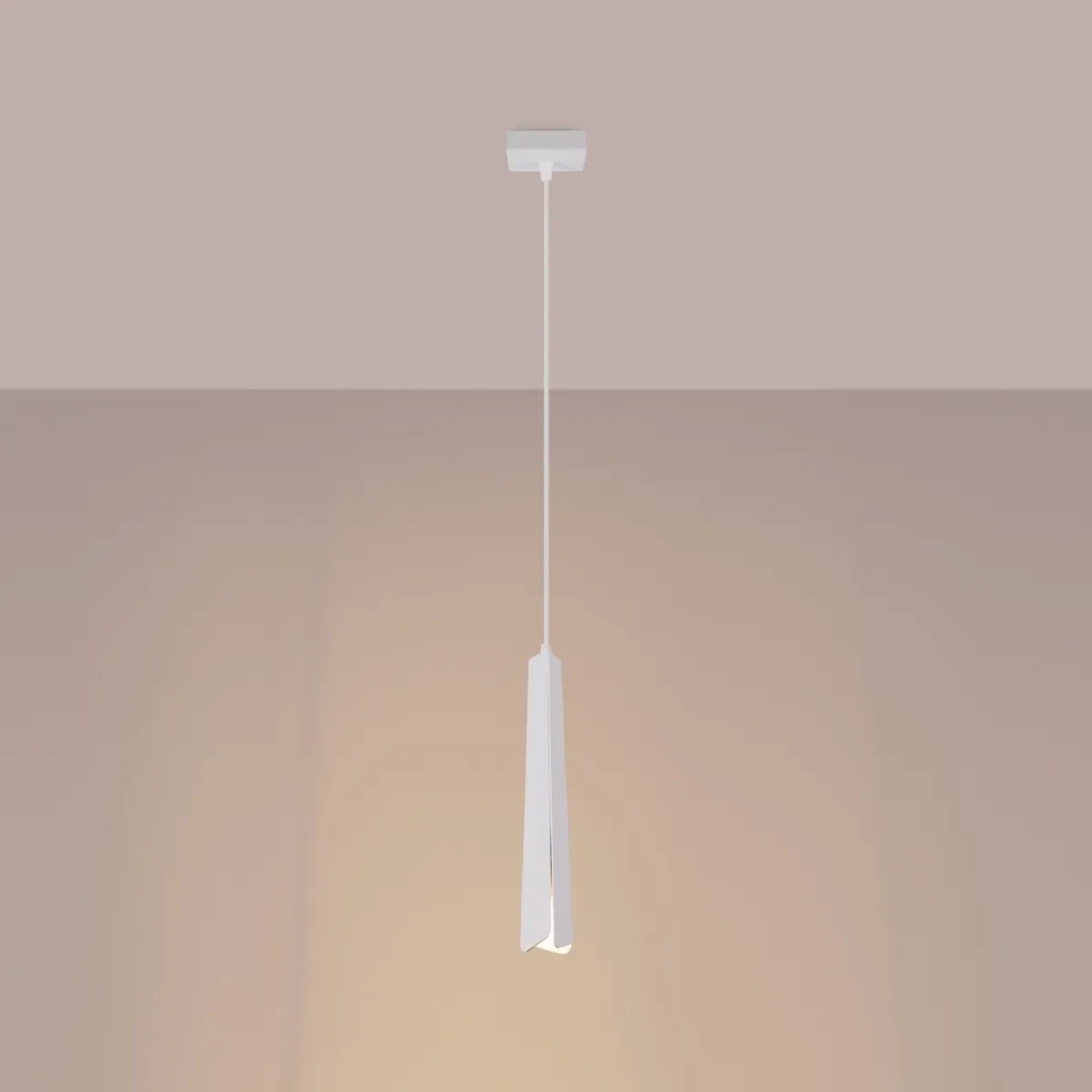 Weiße Sollux Lighting Hängeleuchte Prysm 1. Moderne Pendelleuchte für Wohnzimmer & Esszimmer.