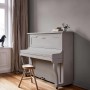 Klavier lackiert mit Alpina Feine Farben Lack No. 02 Nebel im November® Grau edelmatt. Buntlack für Holz und Metall.
