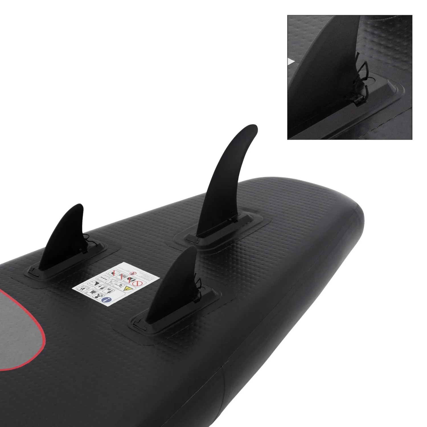 Detailaufnahme des schwarzen ECD Germany SUP Board Makani mit drei Finnen.