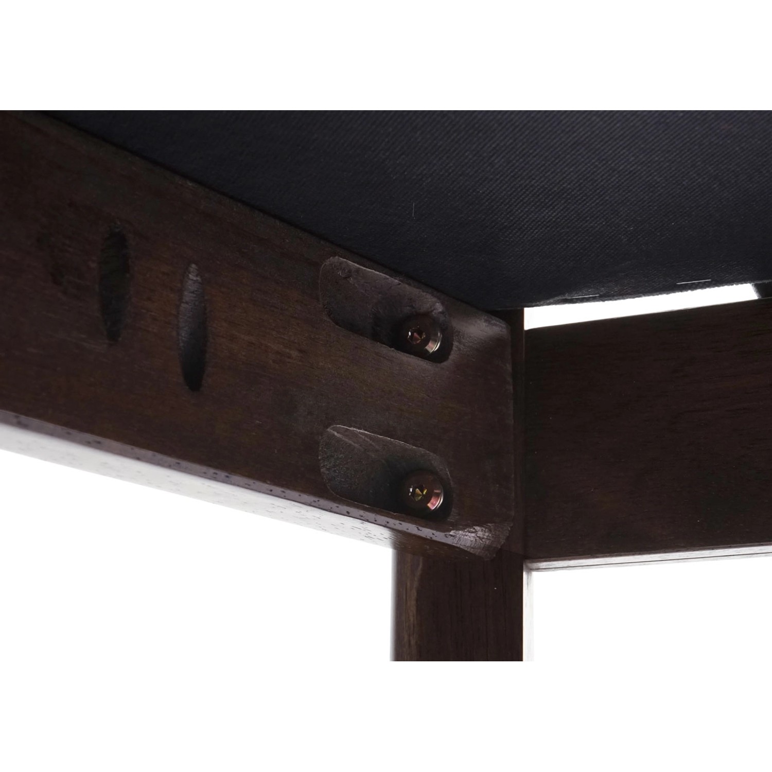 Detailaufnahme: Dunkelgrauer Polsterstuhl MCW G46 mit dunklem Holzgestell, Fokus auf die stabile Konstruktion.