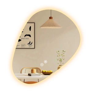 Asymmetrischer Emke LED Badspiegel 70x50 cm mit Anti-Beschlag und dimmbaren Lichtfarben.