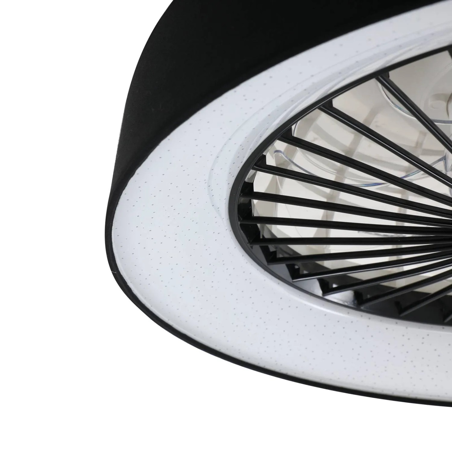 Schwarzer Lindby LED Deckenventilator mit Lampe und dimmbarer Leselampe.
