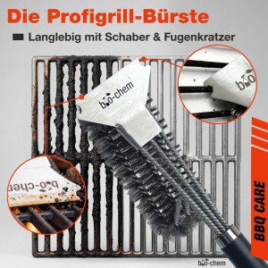Edelstahl Grillbürste mit Schaber reinigt Grillrost. Links schmutzig, rechts sauber. Effektives Grillzubehör.