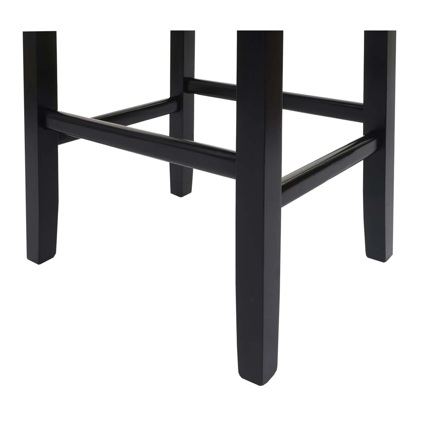 Detailaufnahme: Schwarze Holzbeine des MCW Barhocker C33 mit dunklen Beinen.