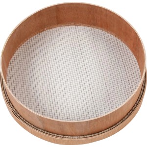 Holzrundsieb mit 6 mm Maschenweite zum Sieben von Sand und Erde.