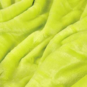 Nahaufnahme: Bestlivings Kuscheldecke Celina, grün, 180x220 cm, weiches Polyester.