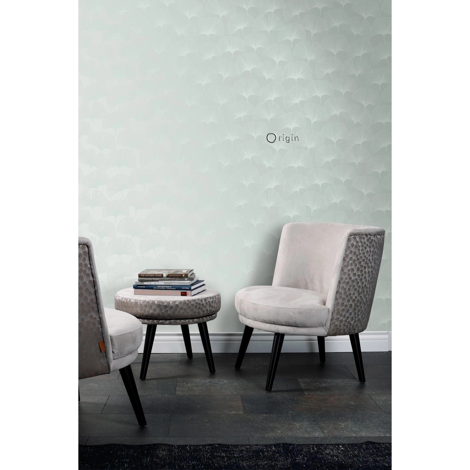 Origin Vliestapete mit Ginkgoblätter Muster in Seladongrün. Dekorative Tapete für Wohnraum.