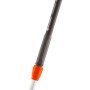 Gardena combisystem Teleskopstiel, 90-145 cm, ausziehbar für komfortables Arbeiten im Garten.