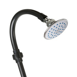 Schwarze Gre Solardusche aus PVC, 9 l, Detailaufnahme des Duschkopfs.