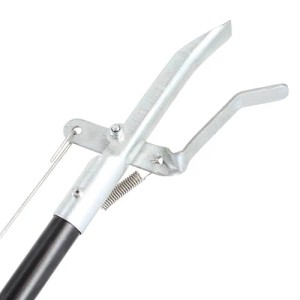 Galaflor Greifzange zum Aufheben von Müll und Papier, Detailaufnahme des Greifmechanismus.