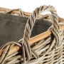 Rechteckiger Kaminholzkorb aus Rattan (Kubu grey) mit Stoffeinsatz und Griffen.