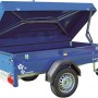 Stema Blue Man 750 Autoanhänger mit geöffnetem, blauem Deckel.