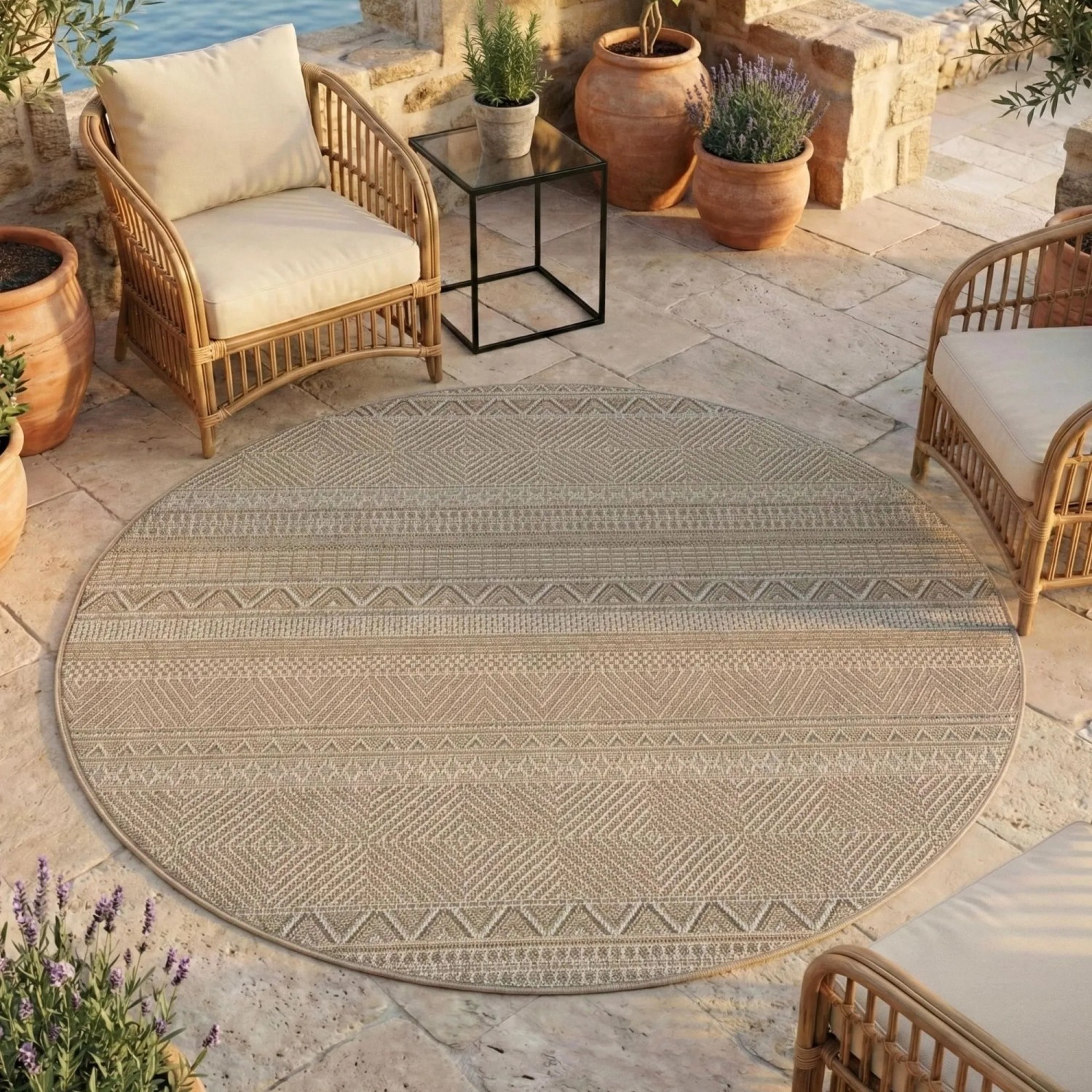 Runder, beiger Ayyildiz Outdoor-Teppich Desert mit Muster, Ø 160 cm.