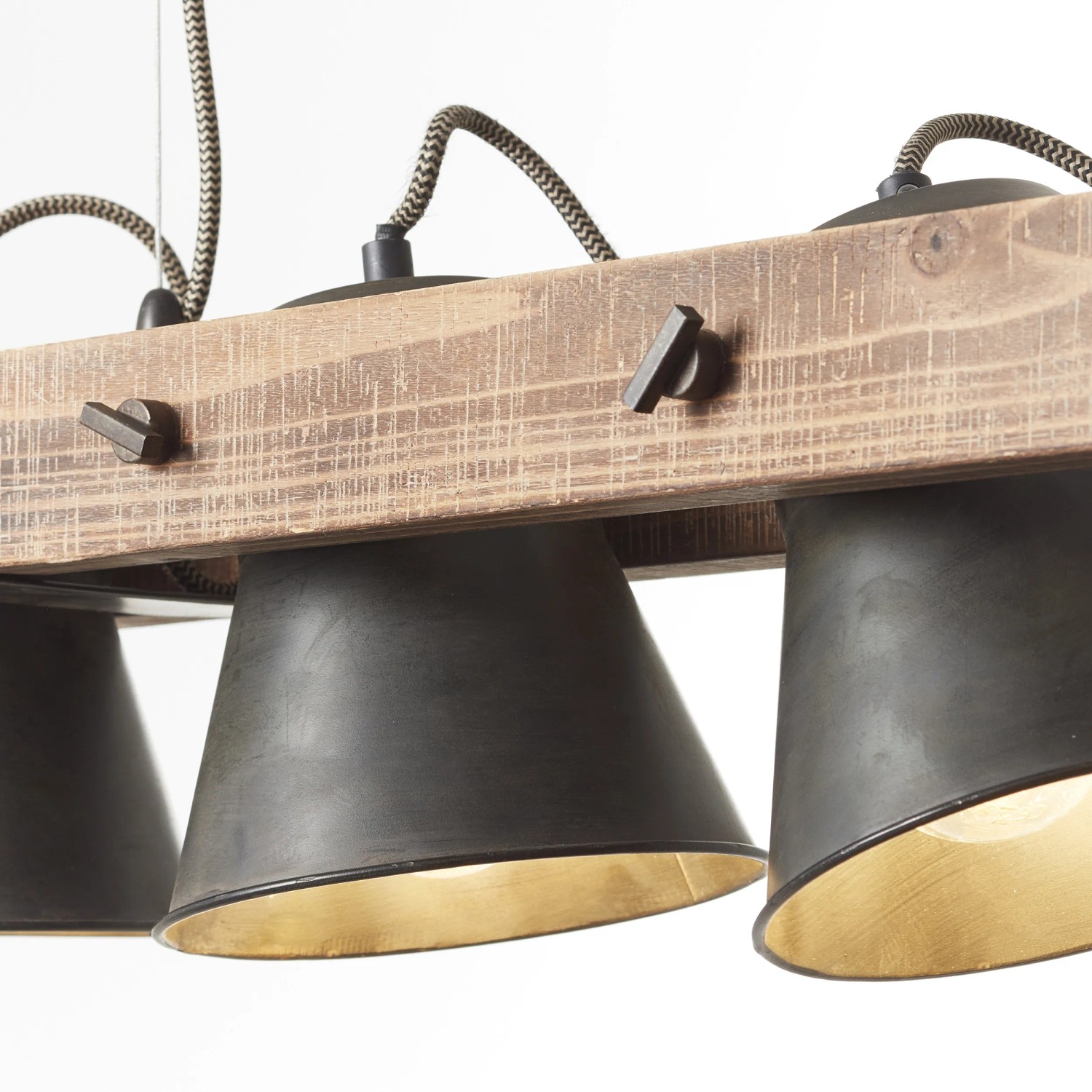 Brilliant Pendelleuchte Plow, 3-flammig, schwarz, aus Stahl und Holz.