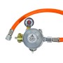 Gasdruckregler mit Manometer und orangem Gasschlauch für Firefix Gasheizer