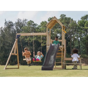 Axi Spielturm Mette mit Doppelschaukel, Rutsche und Picknicktisch aus Holz.