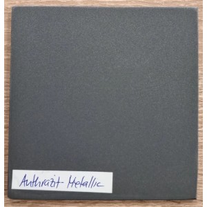 Quadratisches Muster des anthrazit-metallic Fiberglas-Pflanzkübels. Zeigt matte Oberfläche.