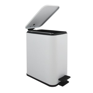 Weißer Spirella Kosmetikeimer Erik 5L mit Pedal und offenem Deckel.