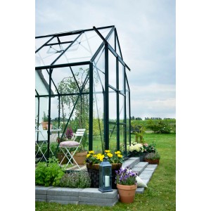 Halls Gewächshaus Magnum 128, grünes Garten-Gewächshaus mit Glas und Aluminiumrahmen.