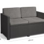 Allibert Victoria Monaco Loungeset 2-Sitzer in Rattan-Optik mit grauen Kissen.