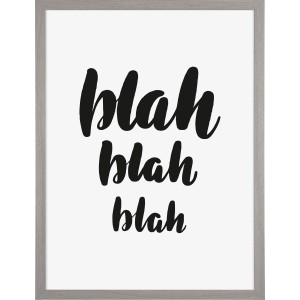 Weißer MDF-Bilderrahmen Yosemite 60x80 cm mit schwarzem "Blah Blah Blah"-Druck.
