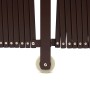 Braunes MCW Absperrgitter aus Aluminium, ausziehbar von 52-400cm, Detailansicht mit Rolle.