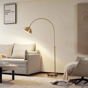 Moderne Lindby Bogenleuchte Lennart in Bronze, Metall, 1-flammig, für Wohnzimmer.