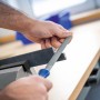 Werkstück wird mit LUX Präzisionsschraubstock Comfort bearbeitet.