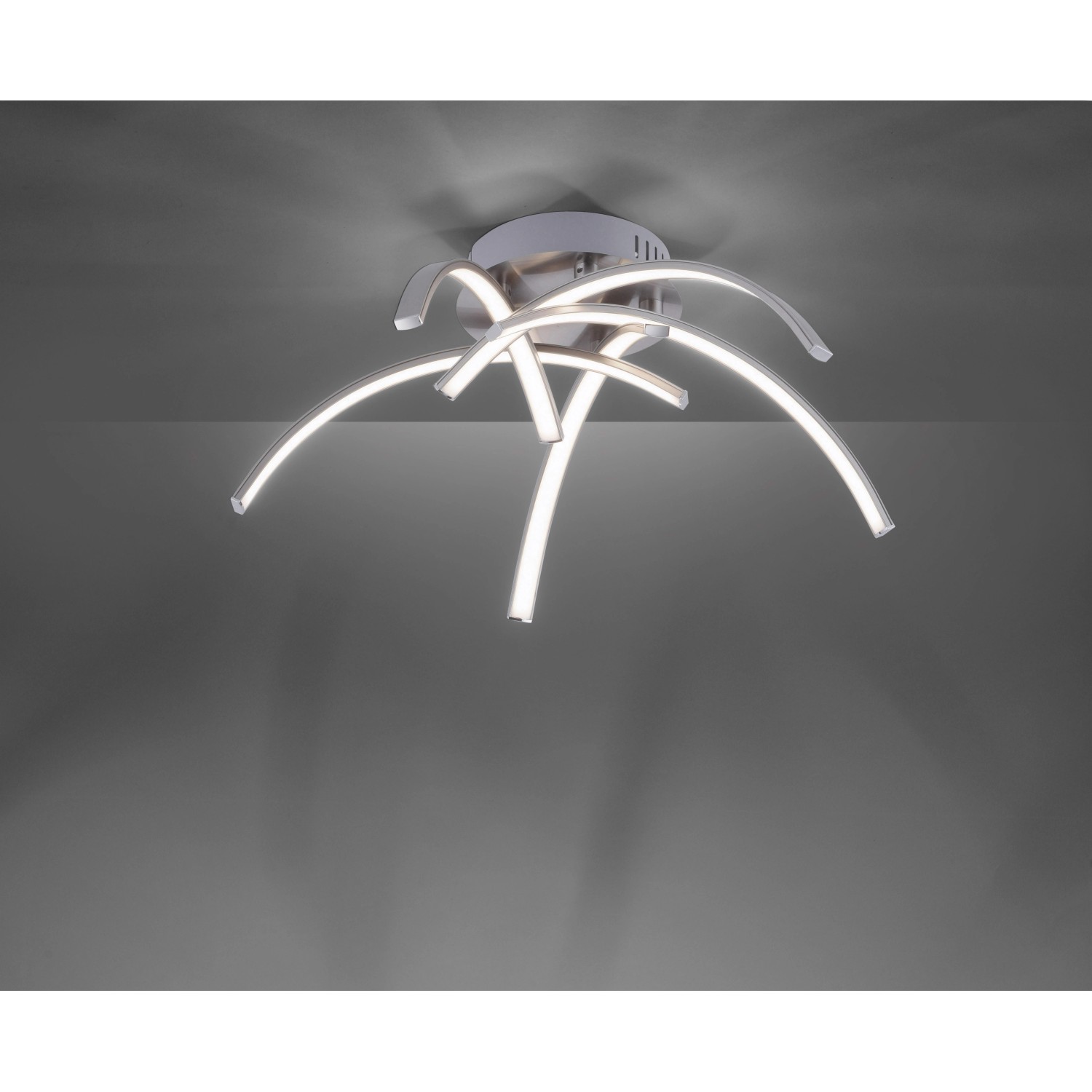 Moderne LED-Deckenleuchte Valerie aus Stahl, 47x47 cm, warmweißes Licht für Wohnräume.