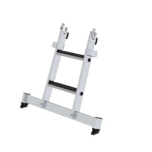 PROREGAL Stufen-Glasreinigerleiter mit 2 Stufen, Traverse und Clip-Step R13 für sicheren Stand.