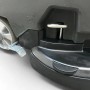 Detailaufnahme der DeTec. Scheuersaugmaschine für die Bodenreinigung in Industrie und Gewerbe.