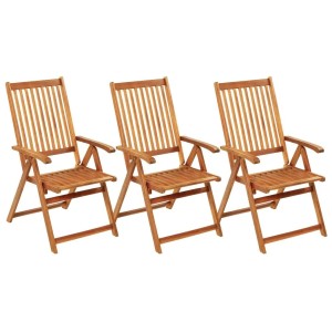 Set aus 3 klappbaren Gartenstühlen aus massivem Akazienholz mit Lattenrost und Armlehnen.