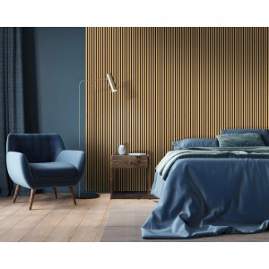 Schlafzimmer mit FN Acustico Akustikpaneel Eiche Natur an der Wand.
